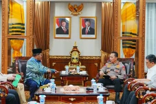 Audiensi dengan MUI,...