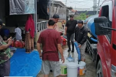 Banjir Ganggu Akses...