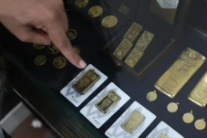 Harga Emas Antam Hari...