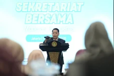 Kementerian, TNI, dan...