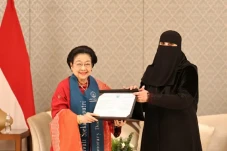 Megawati Sandang Gelar...