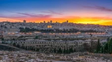 Palestina Minta Tolong...
