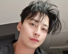 Aktor Korea Jung Eun-woo...