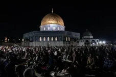 Israel akan Batasi Akses...