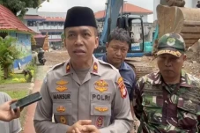 Tembok Roboh Timpa SMPN...