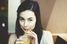 Jangan Langsung Minum...