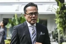 Antam dan PTBA Sandang...