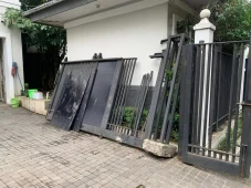 Rumah di Jalan Brawijaya...