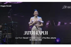 Rilis Live Session Jatuh...