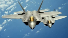 12 Jet Tempur F-22 AS...
