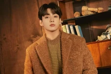 Jungkook BTS Masuk 25...