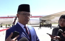 Menlu Sugiono Sebut...