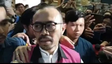 Divonis 9 Tahun Penjara,...