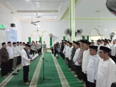 Bupati Kotabaru Kukuhkan...