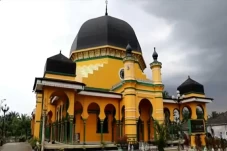 Jadwal Salat dan Imsakiyah...