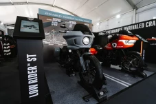 Harley-Davidson Luncurkan...