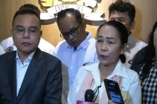 Temui Wakil Ketua DPR,...