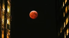 Gerhana Bulan Merah...