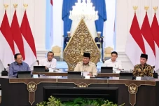 Prabowo Bangun Ruang...