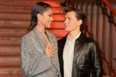 Reaksi Ibu Zendaya soal...