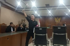 Hari Ini Delpedro Cs...