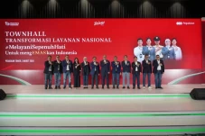 Lebih dari Sekadar Transaksi,...
