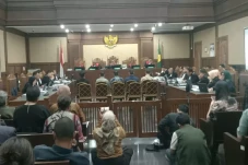 Sidang Chromebook, Saksi...