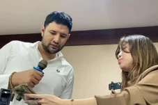 Kamelia Akhirnya Buka...