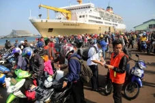 5 Tips Mudik Naik Kapal...