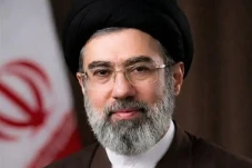 Mojtaba Khamenei, Pemimpin...