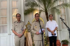 Pramono Anung: Longsor...