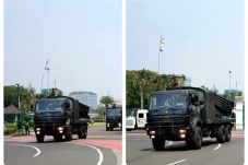 Viral Video Konvoi TNI...