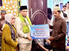 Pemkab Kotabaru Tingkatkan...