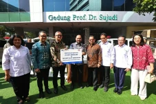 Dukung Layanan Kesehatan...