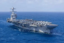 Kapal Induk USS Gerald...