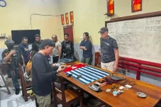 Polisi Tetapkan 5 Tersangka...