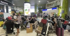 Suasana Stasiun Gambir...