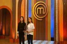 Stephanie Jadi Pemenang...