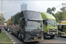 One Way Tol Cikatama-Brebes...