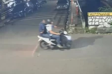 Kasus Penyiraman Air...