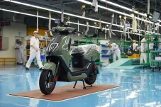 Honda Berencana Hentikan...