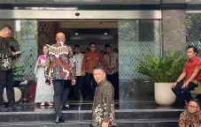 Megawati Gelar Halalbihalal...