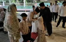 Wapres Gibran dan Keluarga...