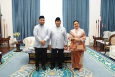 Momen Hangat Prabowo,...