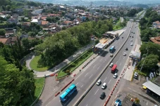 Lalin Normal, One Way...