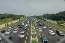 Kendaraan Arus Balik...
