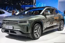Changan Deepal E07,...