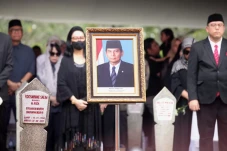 Prosesi Pemakaman Jenazah...