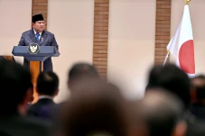 Di Depan Pengusaha Jepang,...