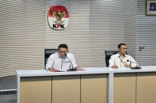 KPK Tetapkan 2 Tersangka...